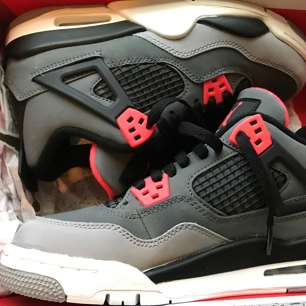 Jordan 4 Retro Infrared (GS)